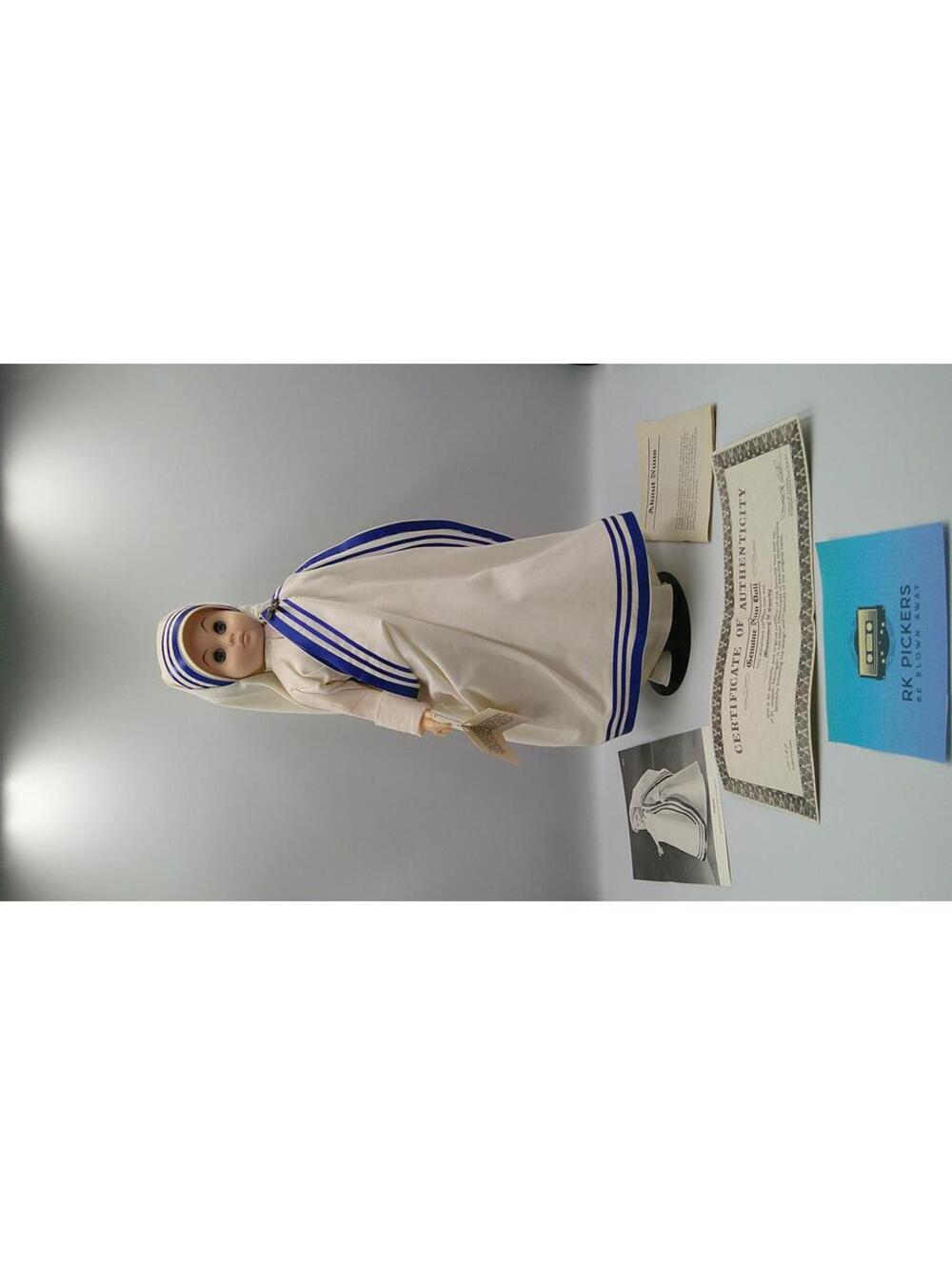 Vintage 17" Genuine Nun Doll "Missionary of Charity" India COA/Box 1985